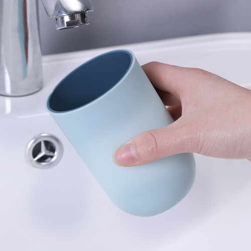 Nordic-style home fresh minimalist two-color toothbrush cup couple's brushing cup plastic toothbrush cup water cup