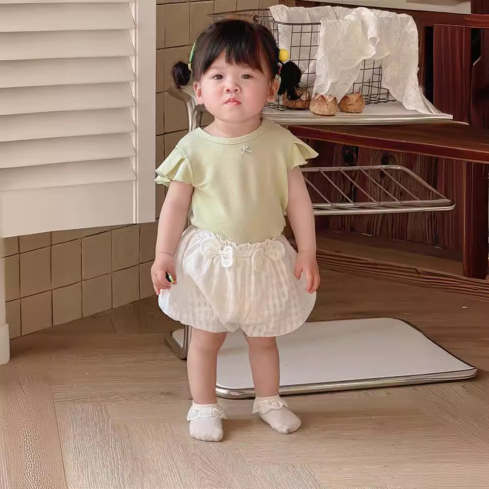 Traje de verano para niñas, traje de salida para bebé delgado, estilo de verano 2024, nuevo producto, camiseta sin mangas para bebé, pantalones cortos, traje de dos piezas