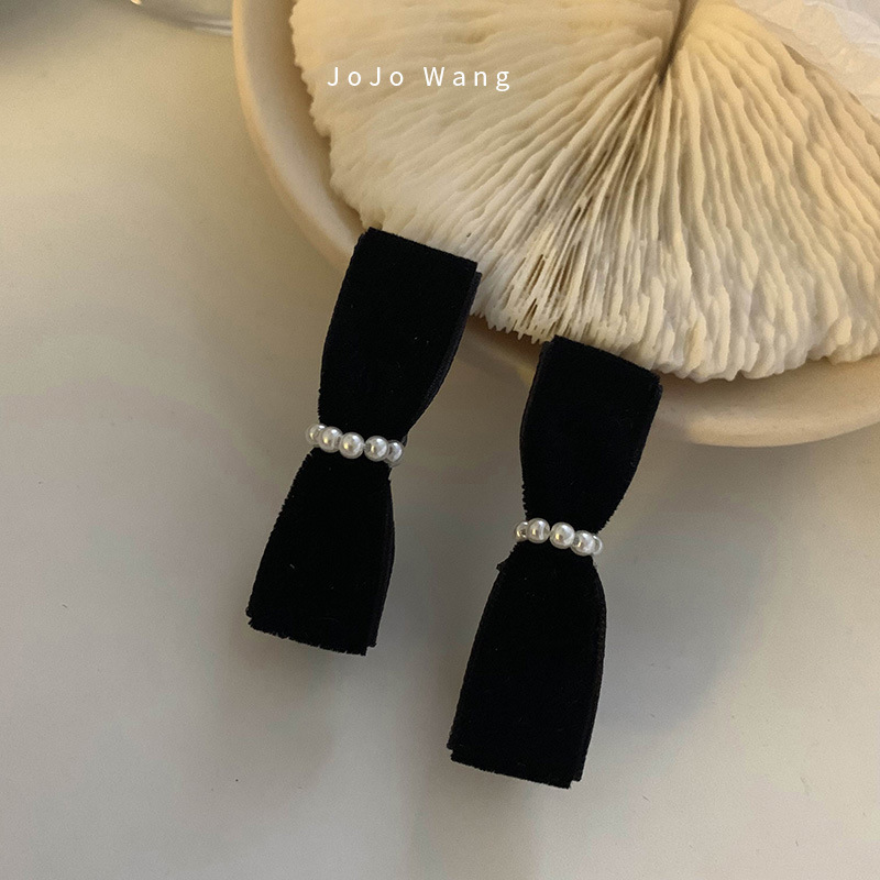 Pearl Velvet Small Bow Single