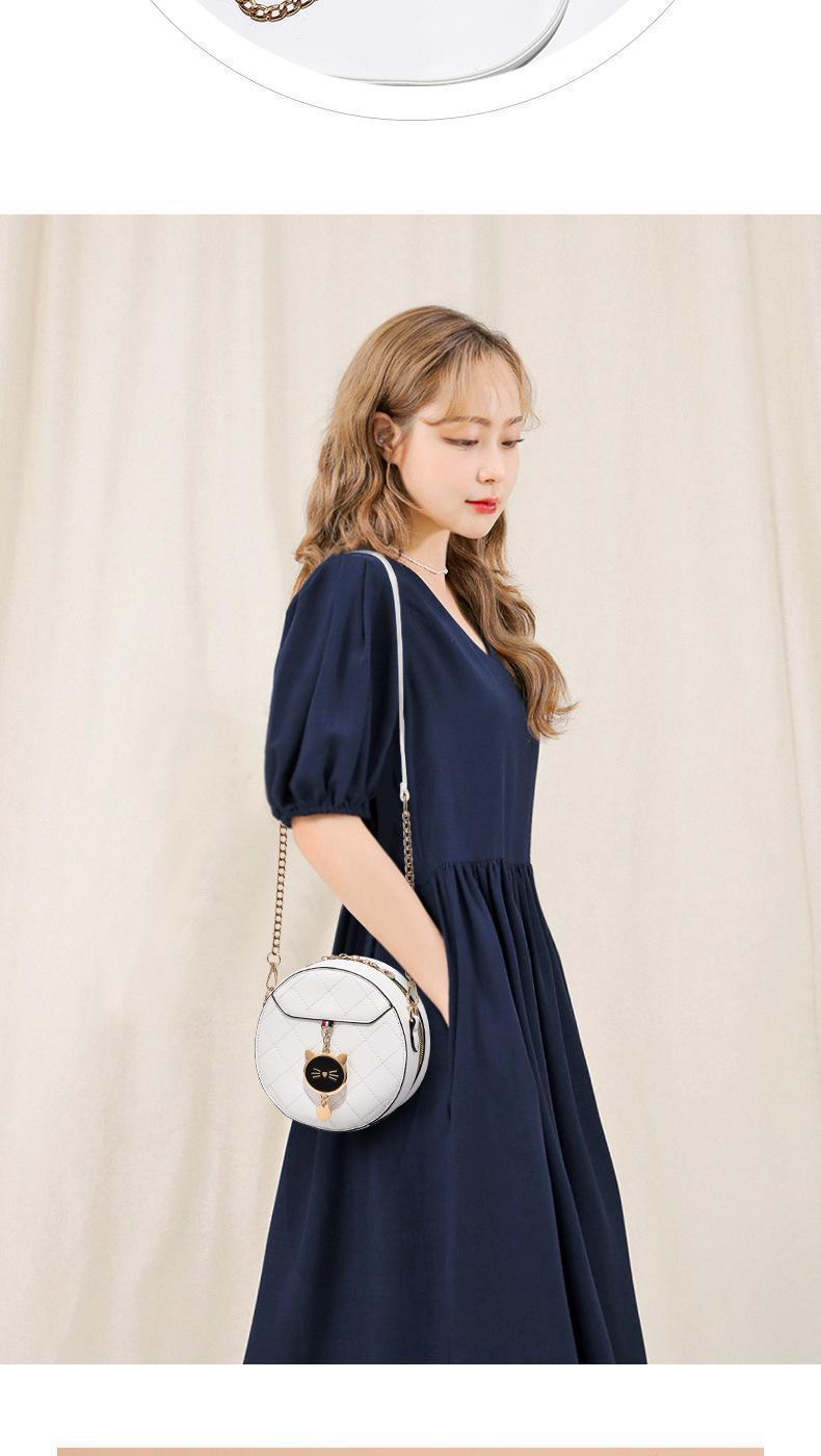 Mujeres Pequeña Cuero Sintético Gato Ropa De Calle Cuadros Escoceses Ronda Cremallera Bolsas Circular display picture 2