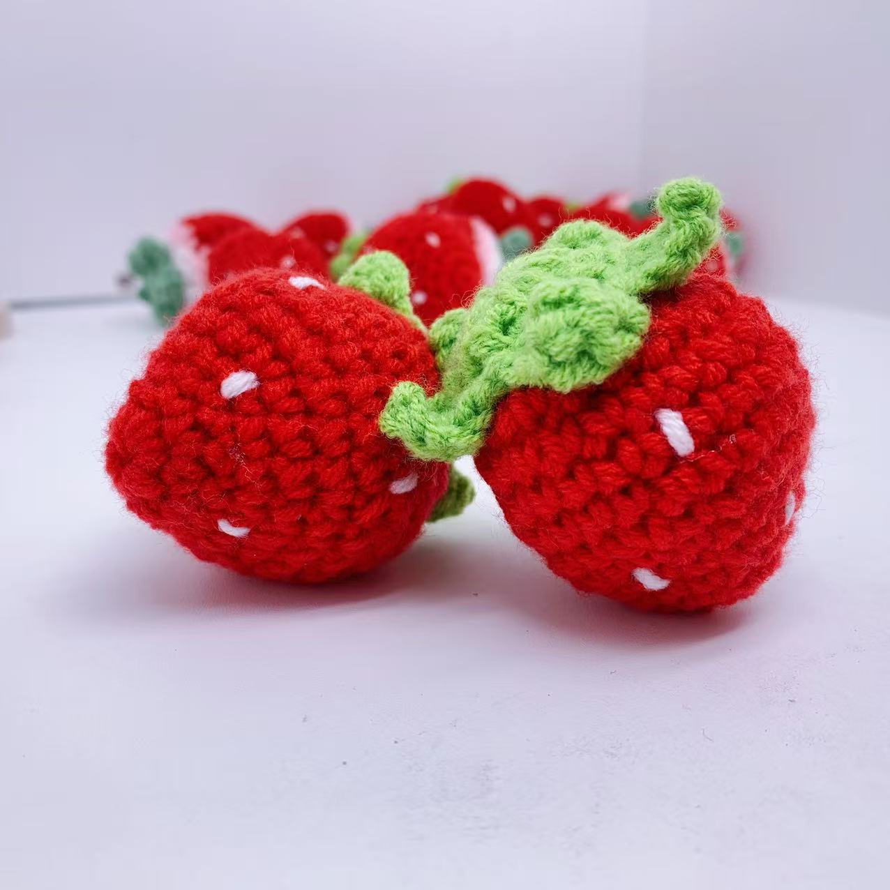 Popular Creative Handmade DIY Small Strawberry Pineapple Milk Cotton Crochet Doll Pendant Keychain "Berry Has No Worries"