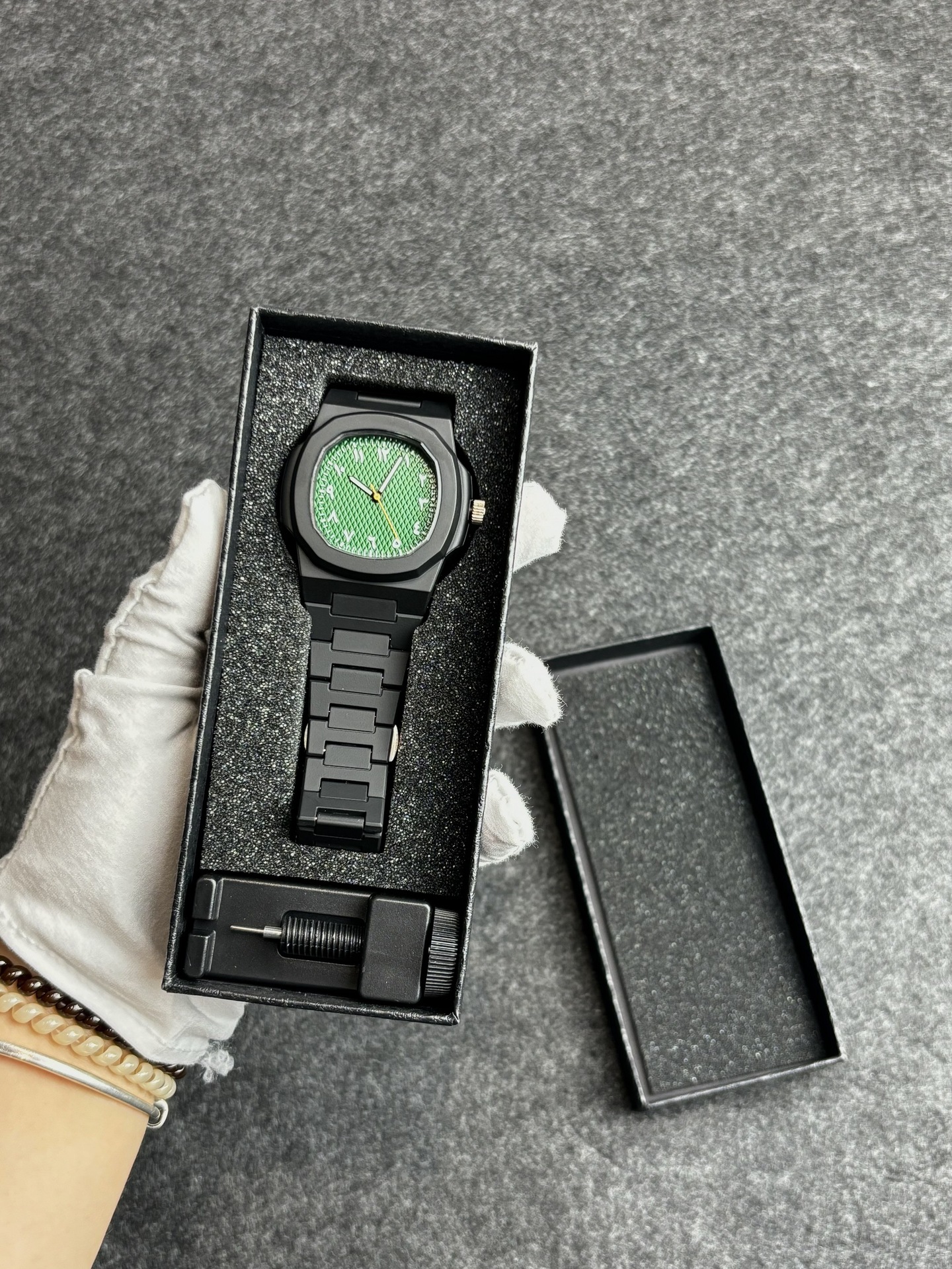 1159-7 domestic movement battery double snap button