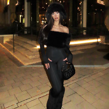 欧美风2025冬季新款批发女装时尚性感一字肩毛毛拼接修身连体裤女