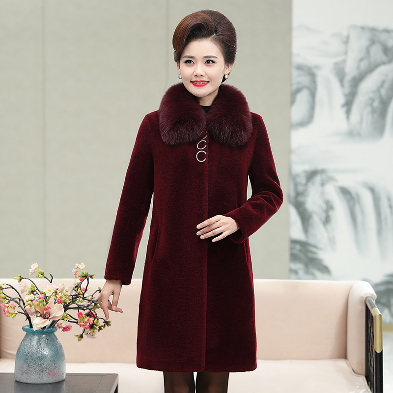 中老年羊剪绒皮女外套2023新款冬季皮毛一体高贵妈妈装羊毛大衣