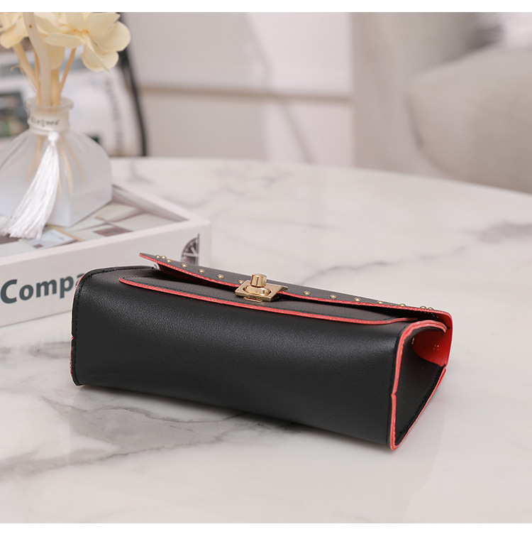 Women's Small Pu Leather Solid Color Fashion Square Flip Cover Crossbody Bag display picture 11