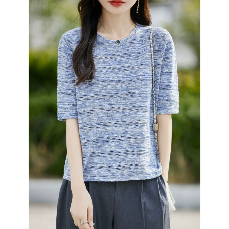 Knitted summer thin base T-shirt with a round collar