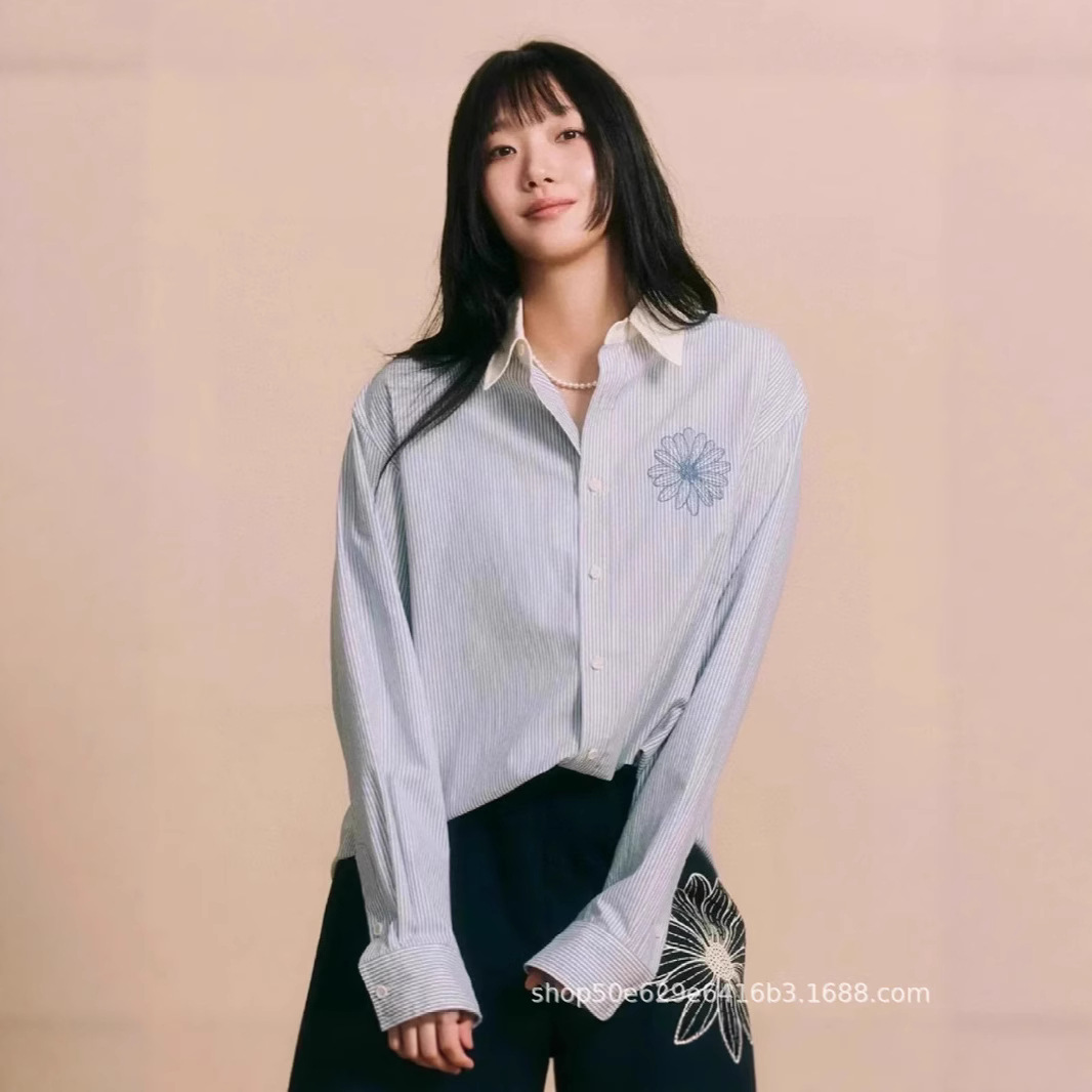 Mardi2025 New Style Small Daisy Embroidered Stripesd Slim Shirt Versatile Elegant Loose Shirt for Women Spring & Fall