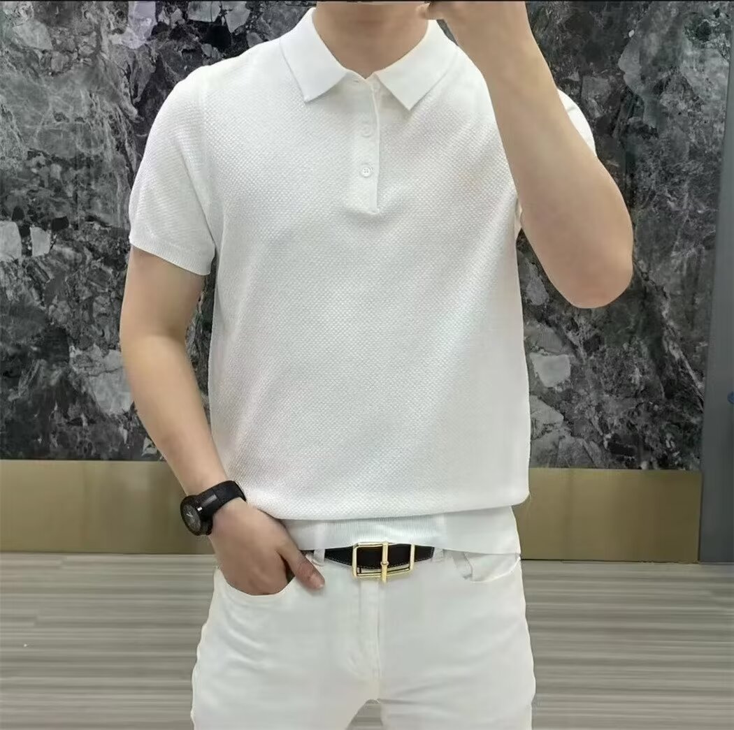 Moda casual solapa polo de color sólido suéter casual de punto de manga corta para hombres verano nuevo estilo transpirable tendencia camiseta para hombres