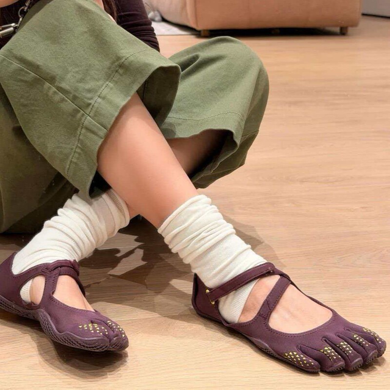 New V-Soul Five-Finger Shoes Fivefingers Shoes Pilates Sports Fitness Dance Split-Toe Shoes Dance Shoes