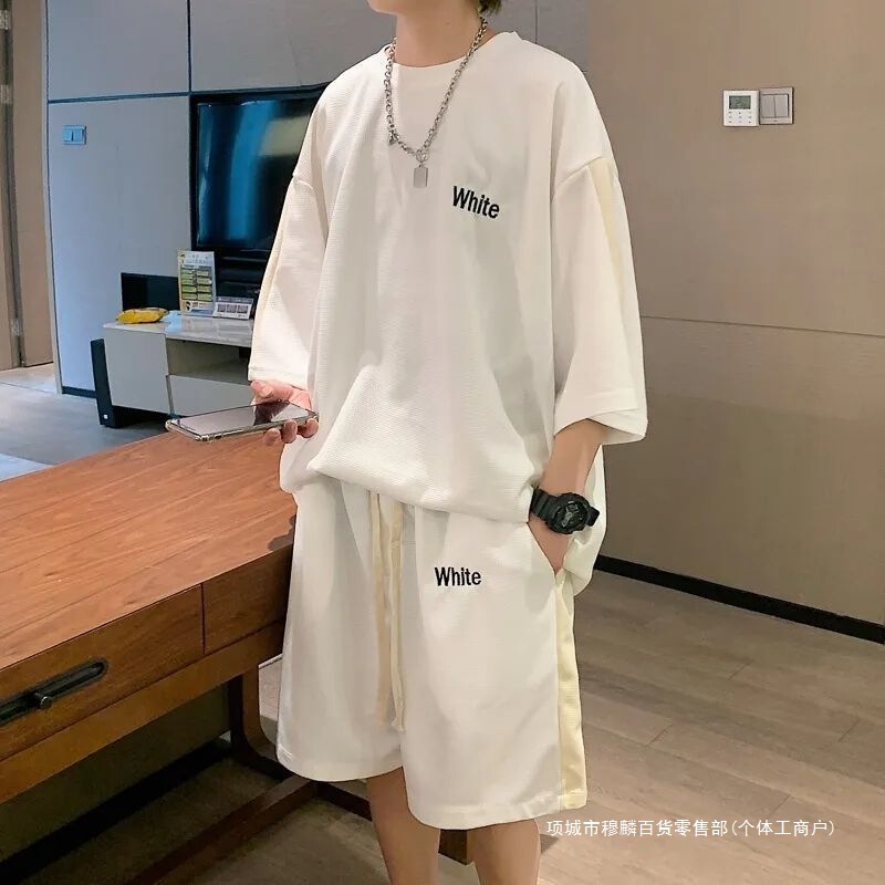 Trendy Brand 2025 Summer New Sports Suit for Men, Running Casual Shorts Set, Stylish Two-Piece Outfit