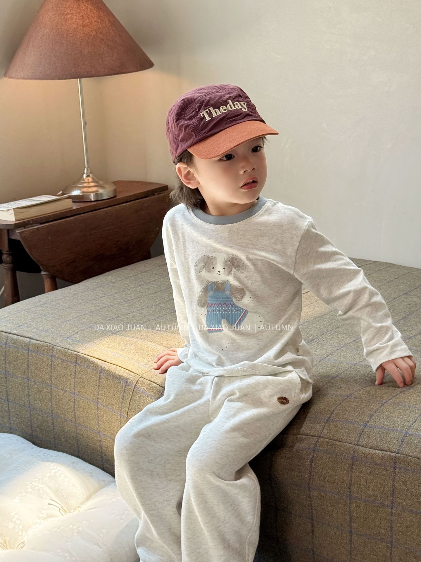 大小ロール子供プリント長袖Tシャツ2025春新作女の子かわいいプリントおしゃれルーズトップ