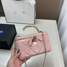 �����ֱ����Ӱ���2025�¿�r�Іμ��б���Ů��N276