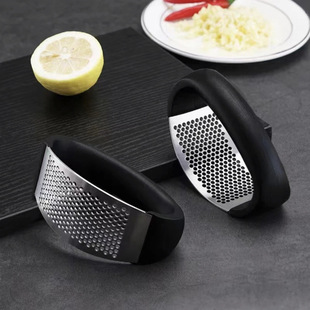 Garlic Press Tool Stainless Steel Household Garlic Masher Chopper Ring Garlic Press Peeler Tool