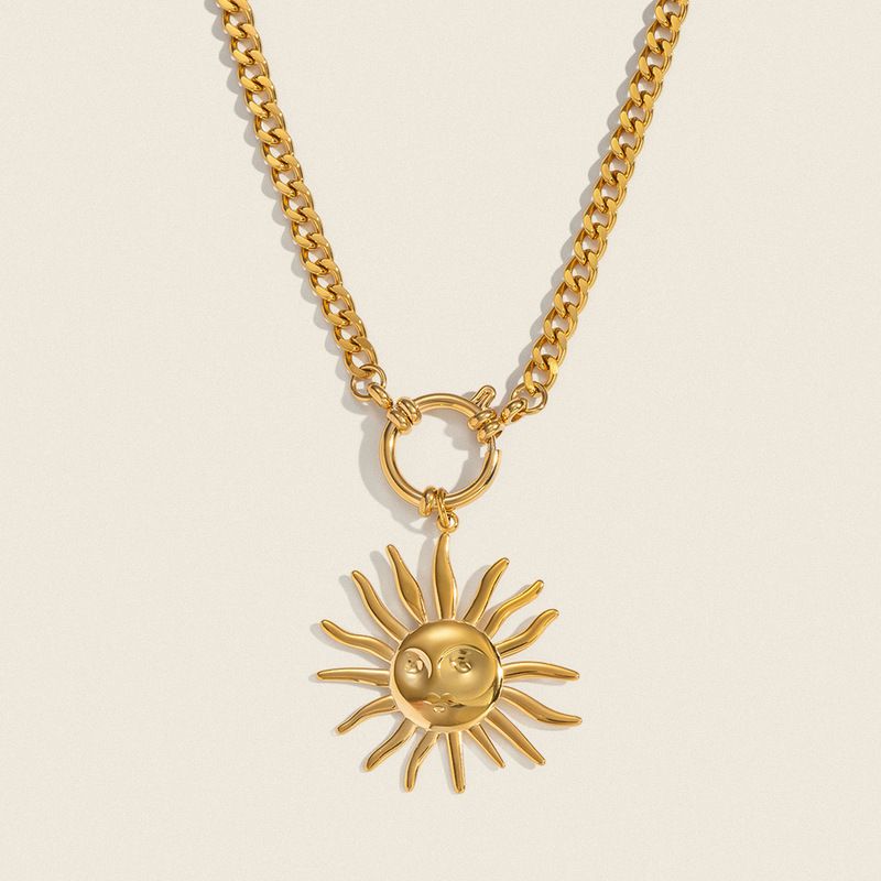 Xia Ling European and American Fashion Sun Smiley Face Pendant Stainless Steel Baguette Chain Necklace Vacuum Electroplating High-End Titanium Steel Necklace