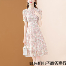 �����B��ȹŮ�ļ��¿���|�����@�����L��С�����黨ѩ��ȹ��