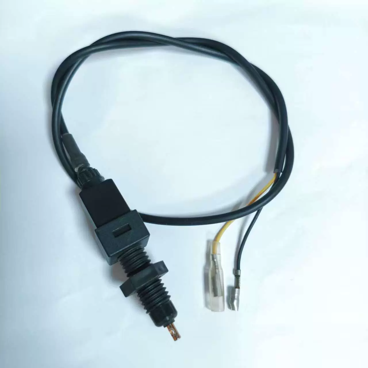 电动三轮车刹车断电开关电瓶车尾灯开关脚刹断电线带弹簧防水刹车