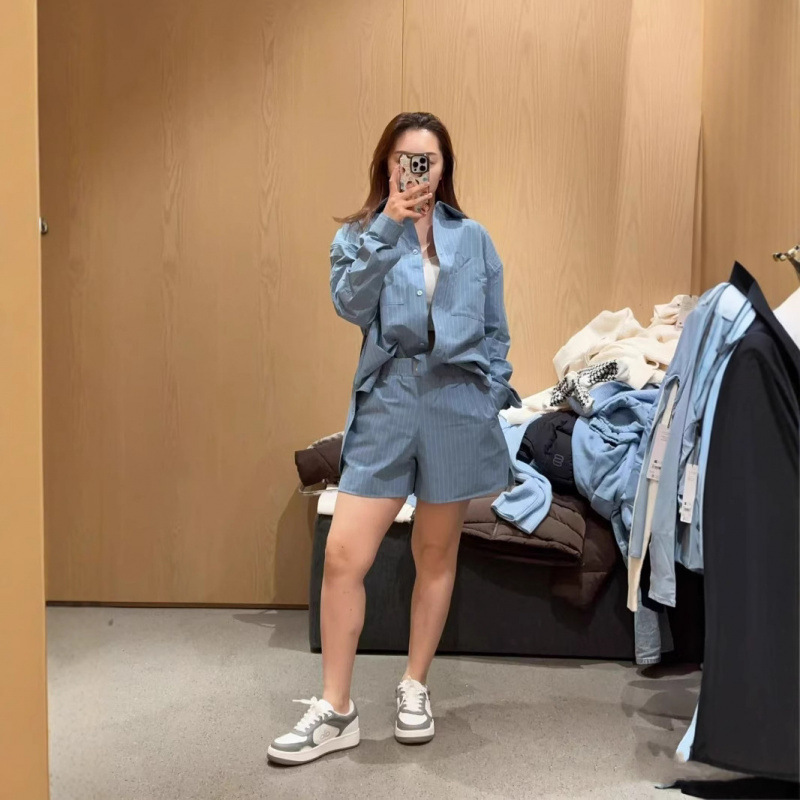 al2025 Spring/Summer Letter Print Fine Striped Loose Long Sleeve Shirt Top + Wide-Leg Casual Elastic Waist Shorts Set