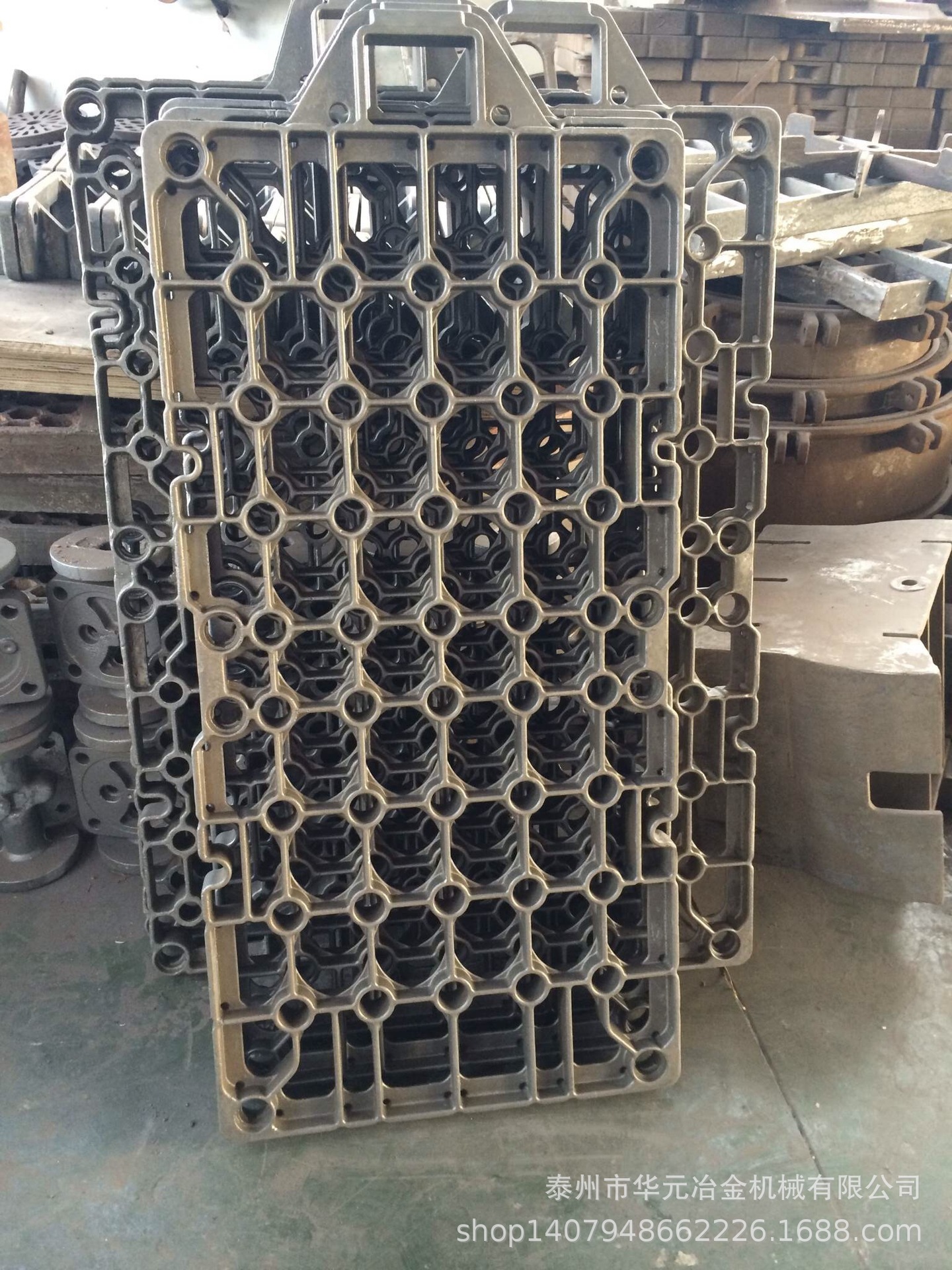 专业生产Cr25Ni20热处理料盘、料筐。