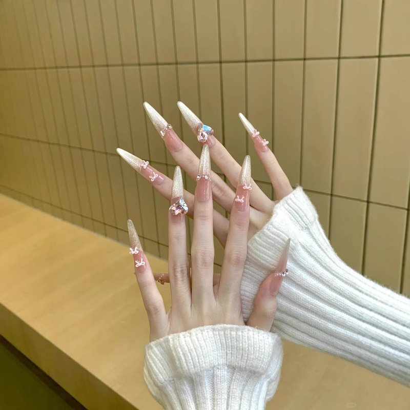 Handmade Nails with Pure Fairy-Like Charm, Girly Atmosphere, Bowknot, Heart, Large Diamond, Dazzling Temperament Nail Stickers