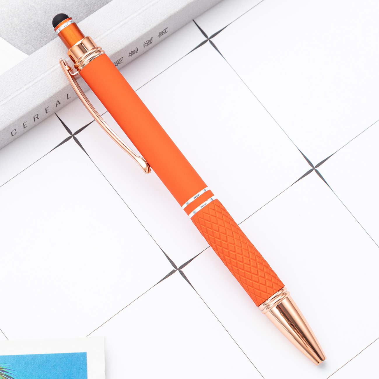 Fábrica de bolígrafo táctil de escritura de escritura de papelería publicitaria multicolor bolígrafo imprimible logotipo bolígrafo