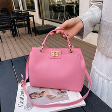 ��Ͱ��nɫ����������¿�r�аٴ�����μ���羳���u�W�tб���