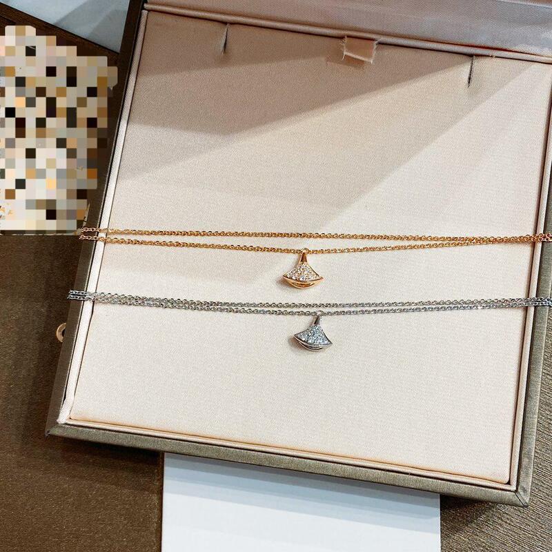 925 Sterling Silver Full Diamond Fan-Shaped Bracelet for Women, Plated with 18K Rose Gold, High-Quality Light Luxury Pendant with Hand-Set Diamonds