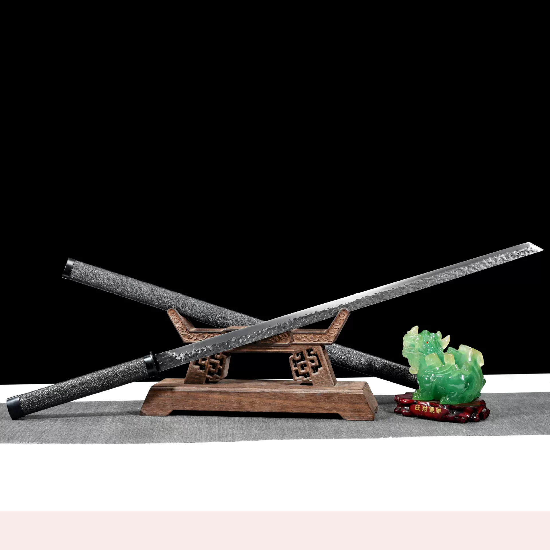 龙泉市刀剑高锰钢素装唐横刀一体防身摆件工艺硬宝剑冷兵器未开刃