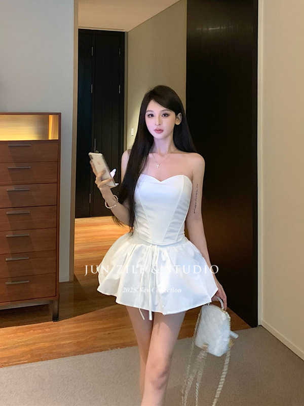 ツーピーススーツスカート、夏のファッショナブルなホットガールフィッシュボーンチューブトップ、ノースリーブトップ、女性用パフスカートとキュロット|undefined