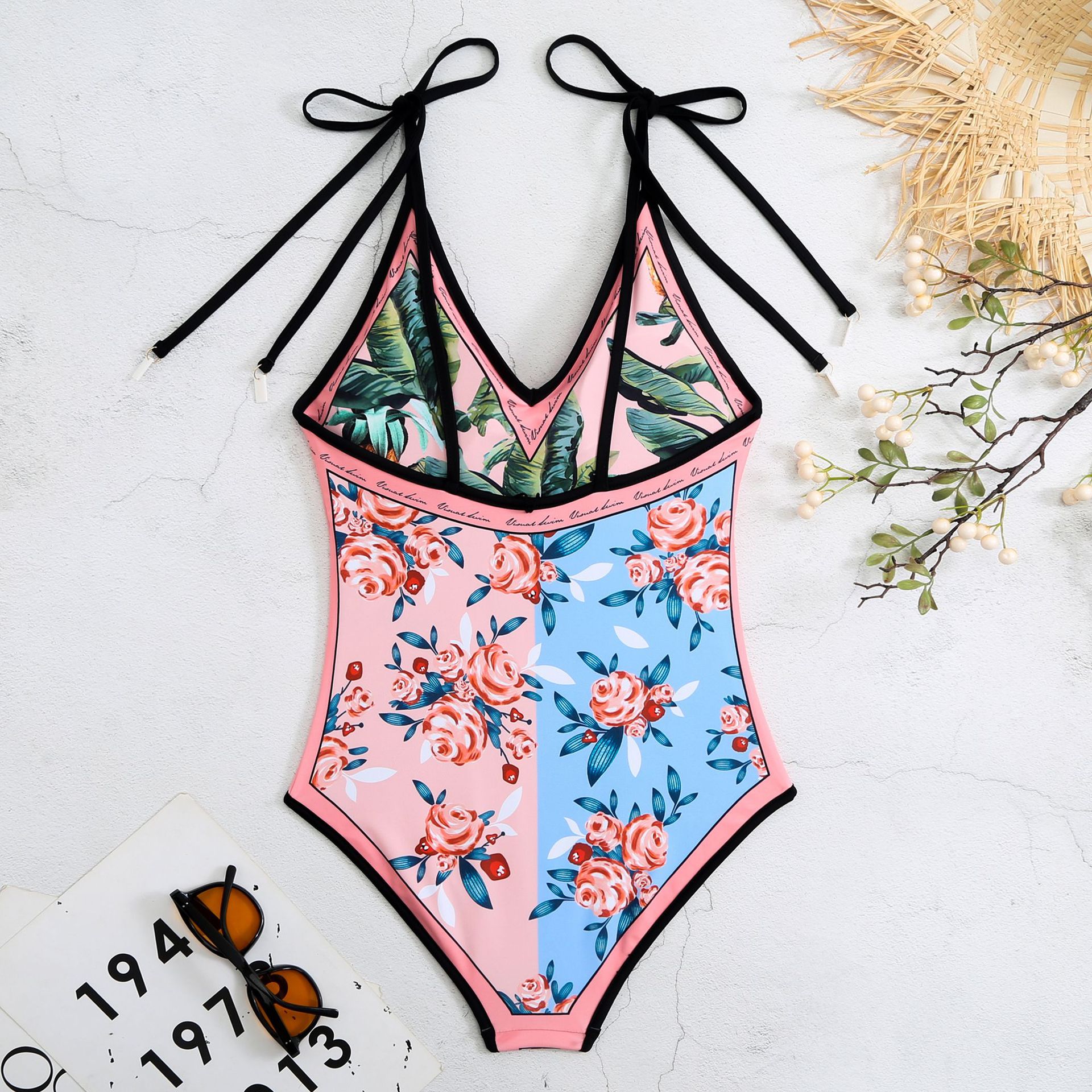 Women's Ditsy Floral One Piece display picture 2