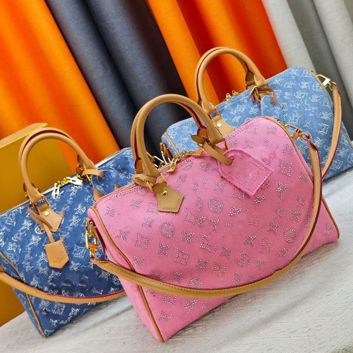 shoulder bag