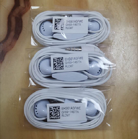 Suitable for Samsung C550 earphones earbuds S5830 wire control with wheat low medium good quality headphones manufacturers wholesale