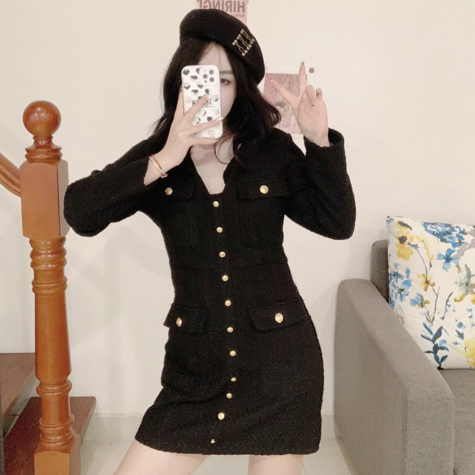  retro long-sleeved v-neck single-breasted receiving waist dress nihaostyles wholesale clothing NSAM89508