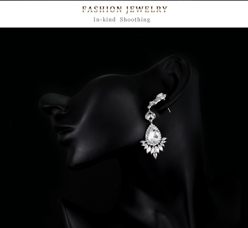 Fashion Retro Water Drop Earrings Crystal Earrings Jewelry display picture 3