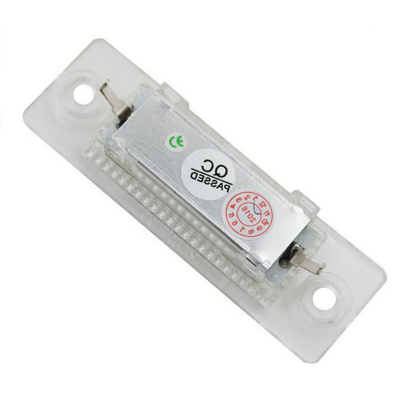 Suitable for Volkswagen Golf 5 Plus, Passat, and Skoda license plate lights, 18 LED white lights, transparent frame, 2 pieces