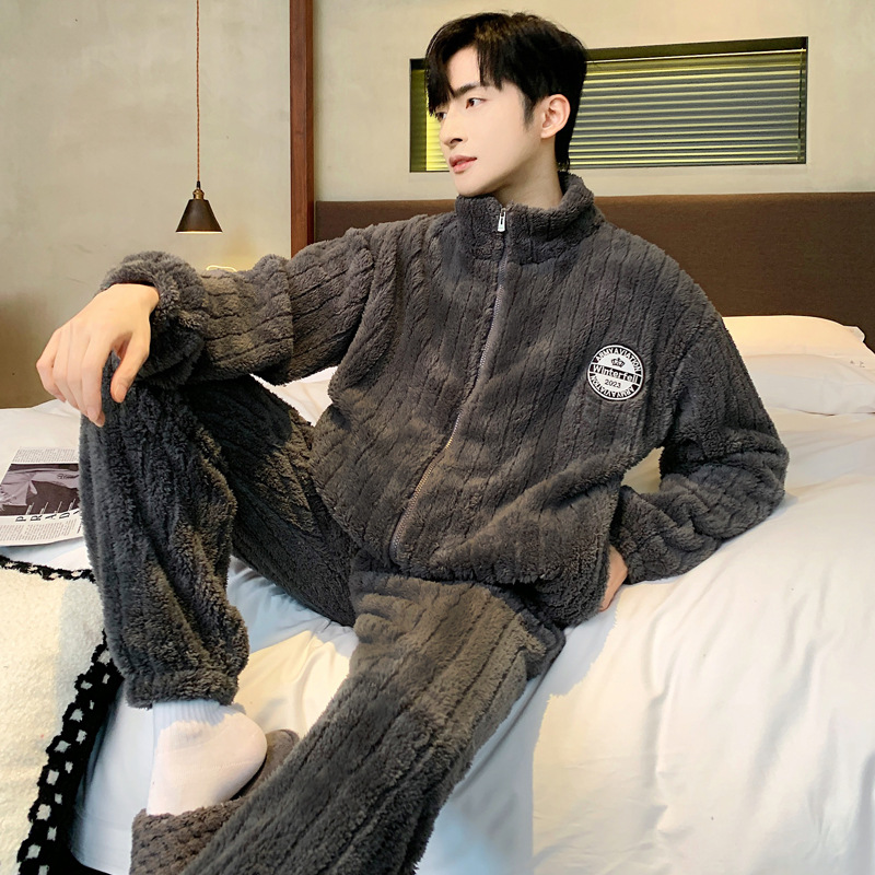 Invierno nuevo pijama de terciopelo de coral para hombres jacquard coreano casual simple con cremallera set de ropa de casero comercio exterior al por mayor