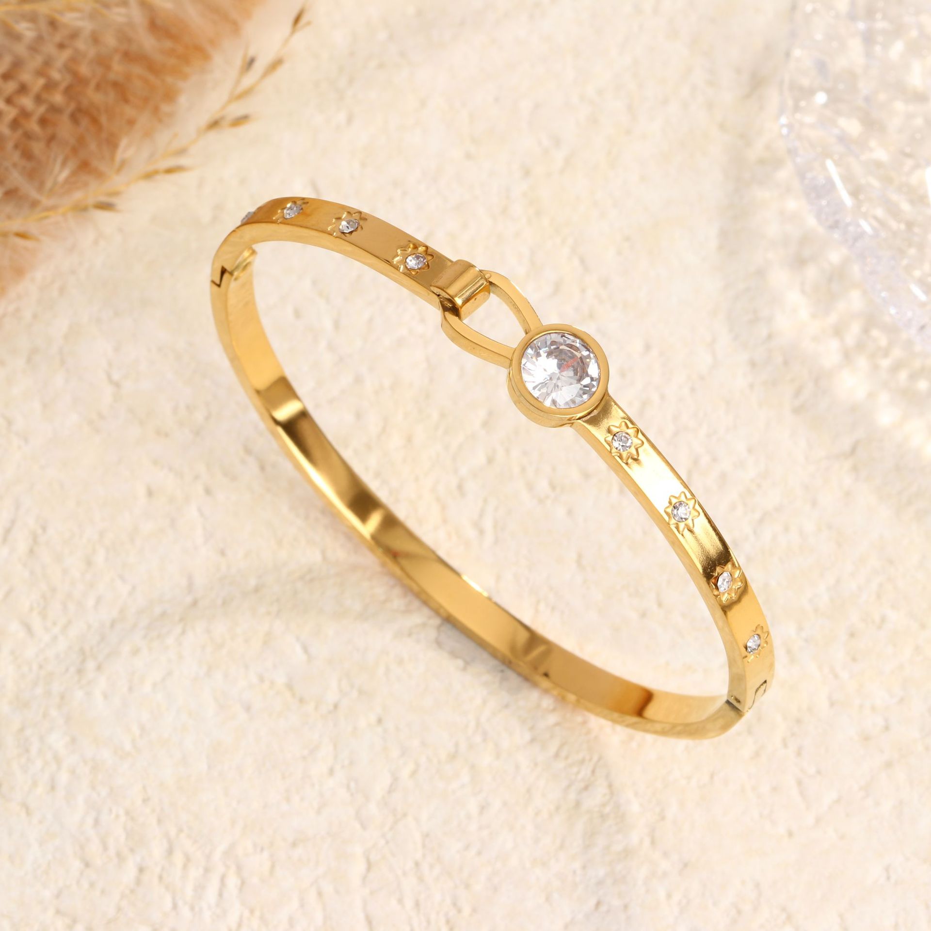 85 U자형 지르콘 팔찌 골드