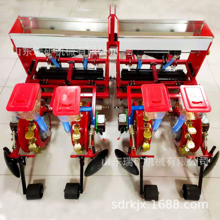 2021款玉米谷物铺膜播种机高粱油菜大豆辣椒种植机精播膜上打孔