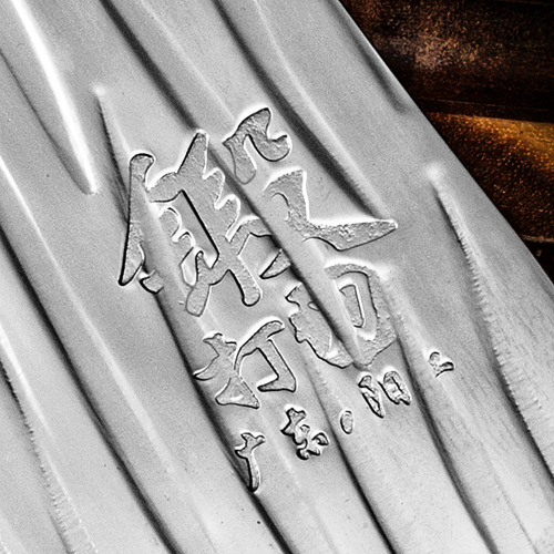 Longquan chef's knife with thick pure hand-forged bone cutting knife, all-in-one backbone bone knife, traveling street vendor knife