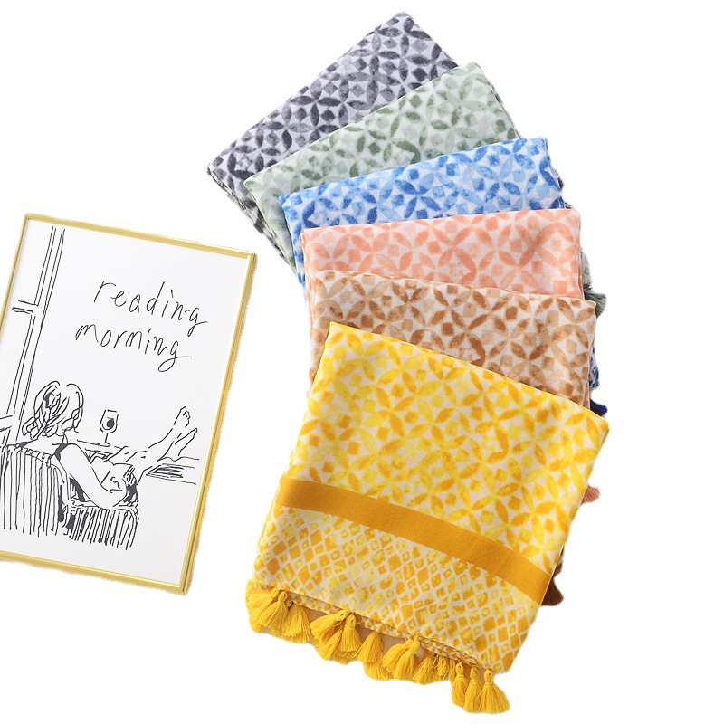 Costura geométrica transfronteriza Flor de cuatro hojas borla decorativa bufanda grande algodón y lino sensación bufanda viaje protector solar Toalla de playa para mujeres