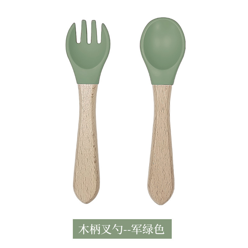 육군 녹색 나무 포크와 스푼