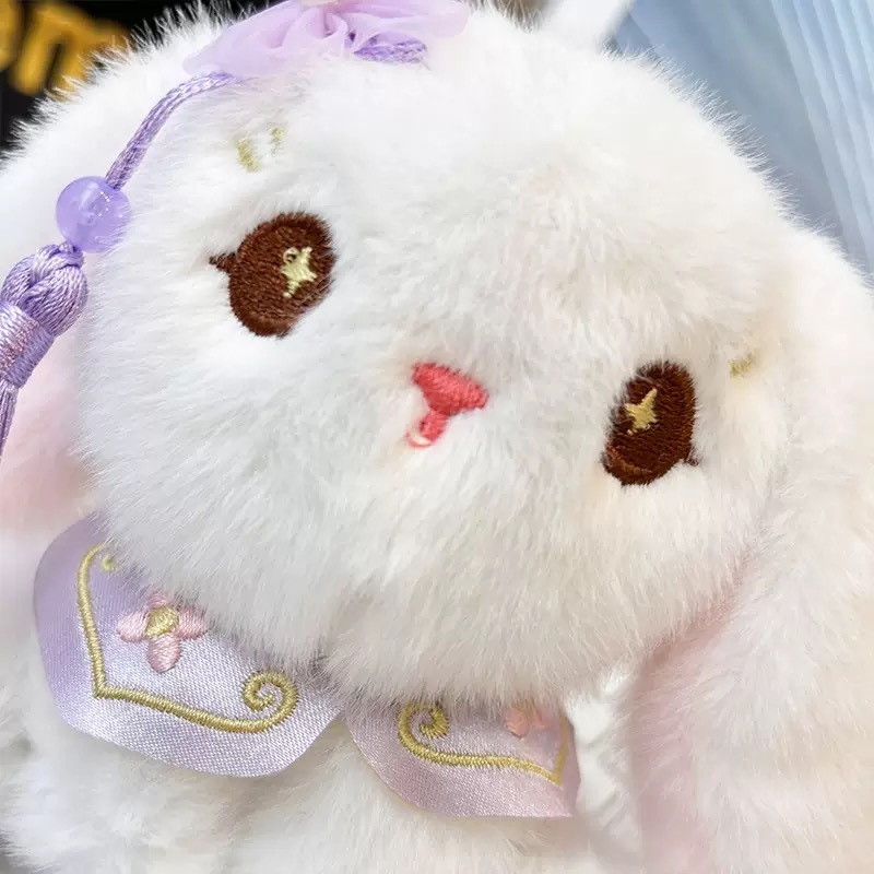 ネットの赤いかわいい国風のウサギのぬいぐるみの小さいウサギは箱の鍵を包んで国の潮のウサギの小さいぬいぐるみを掛けます。|undefined