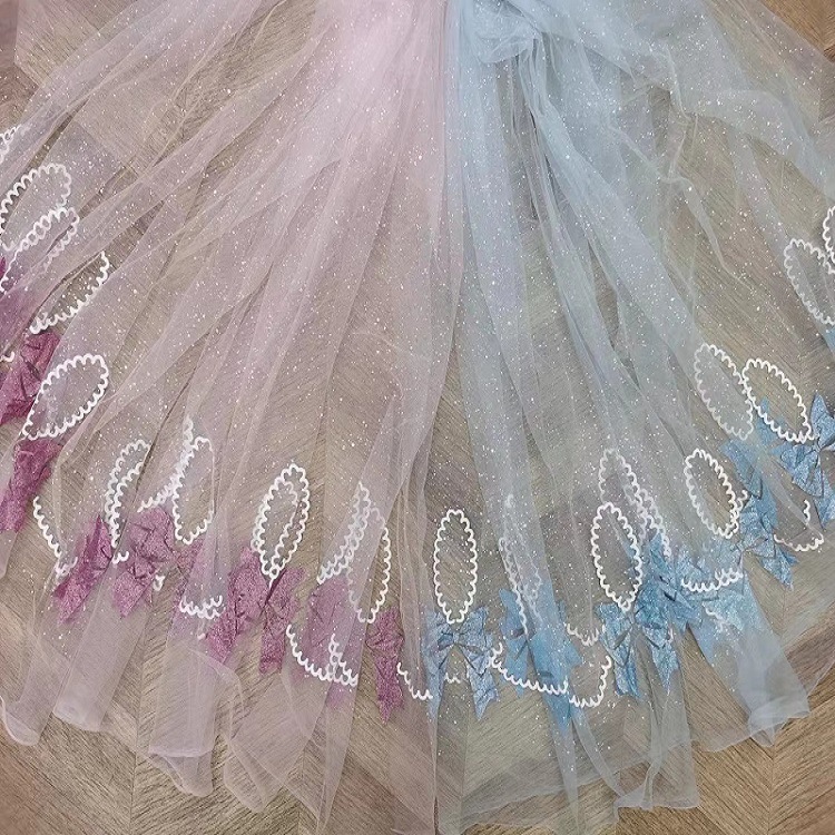 厂家直销  新款胶印烫金蝴蝶圈花网纱布料 拍照童装 蕾丝花边面料