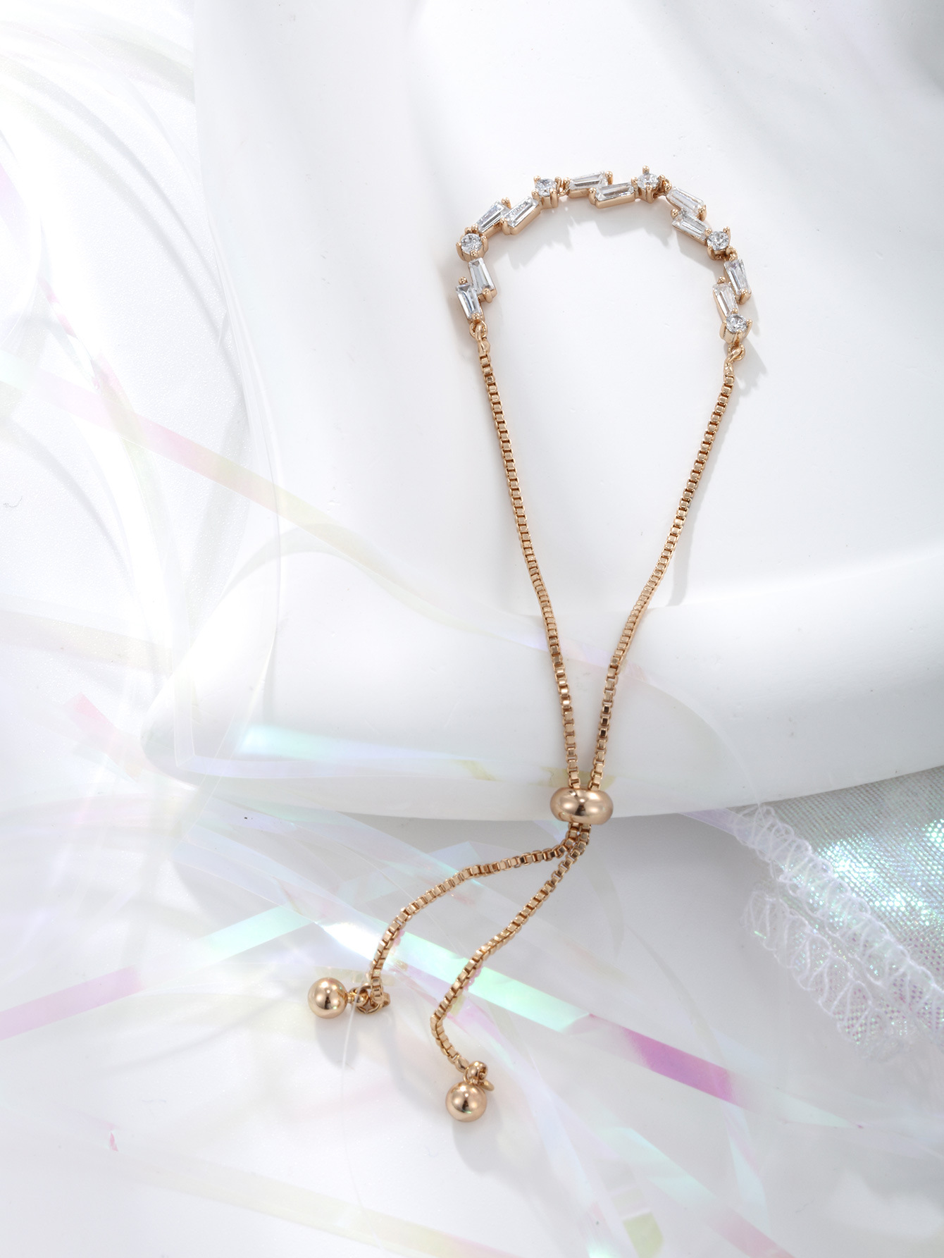  Pulsera ajustable con cadena tipo box – bisutería chapada en oro 18K, diseño minimalista