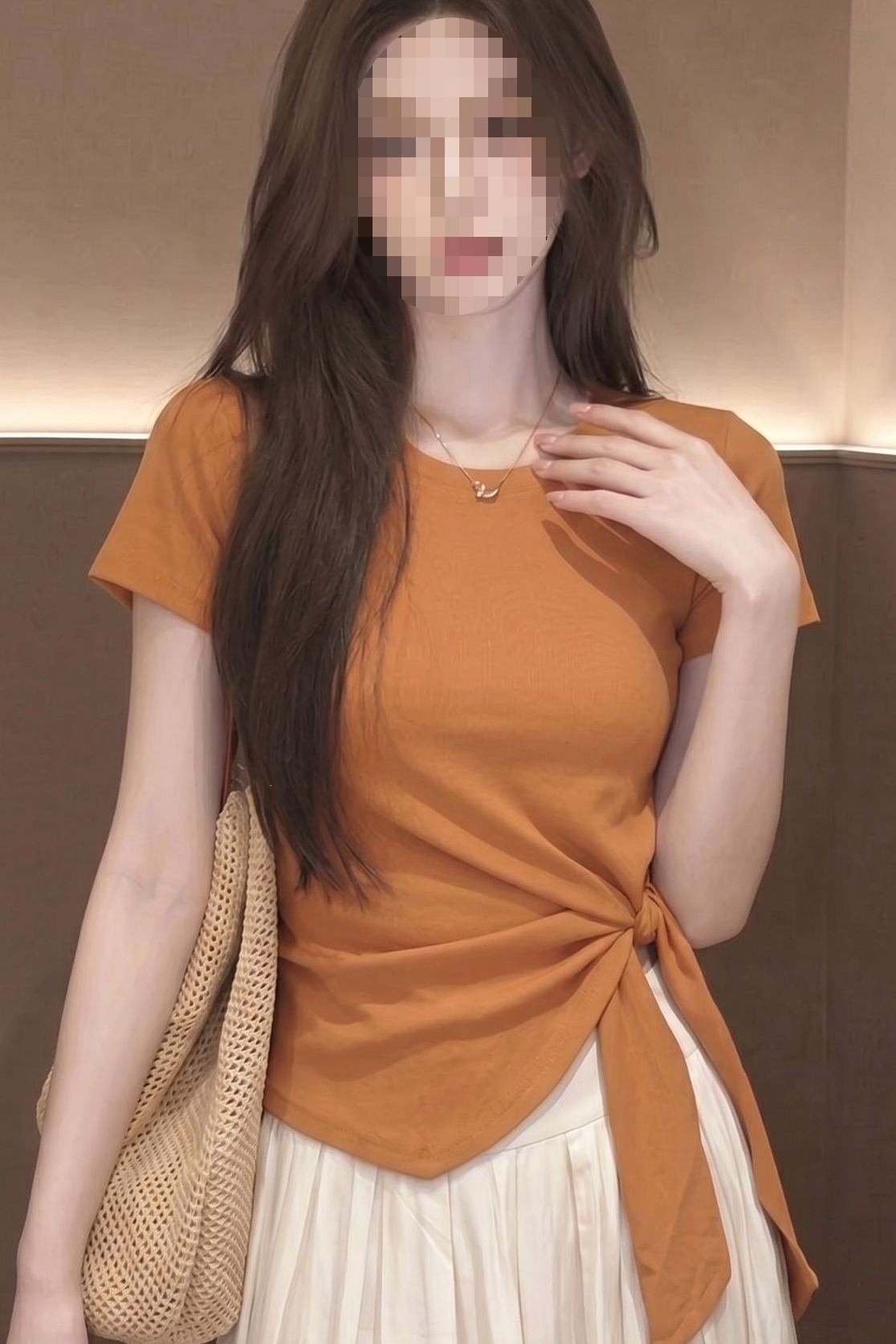 Áo thun nữ cổ tròn tay ngắn dây buộc bất thường phối eo 2026 Xuân Hè — màu đen, màu cam, màu trắng chi tiết 1