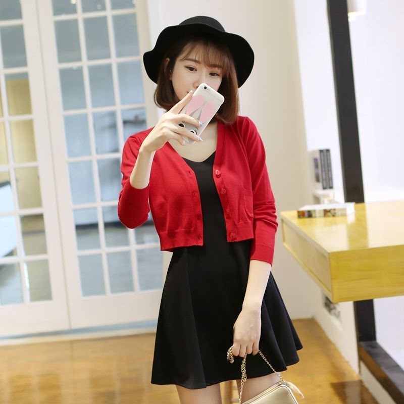 Ultra-Short V-Neck Knit Cardigan for Women, Spring and Autumn High-Waisted Thin Sweater Coat, Women's Shawl Outerwear Top Wholesale Ultra-Short V-Neck Knit Cardigan for Women, Spring and Autumn High-Waisted Thin Sweater Coat, Women's Shawl Outerwear Top Wholesale