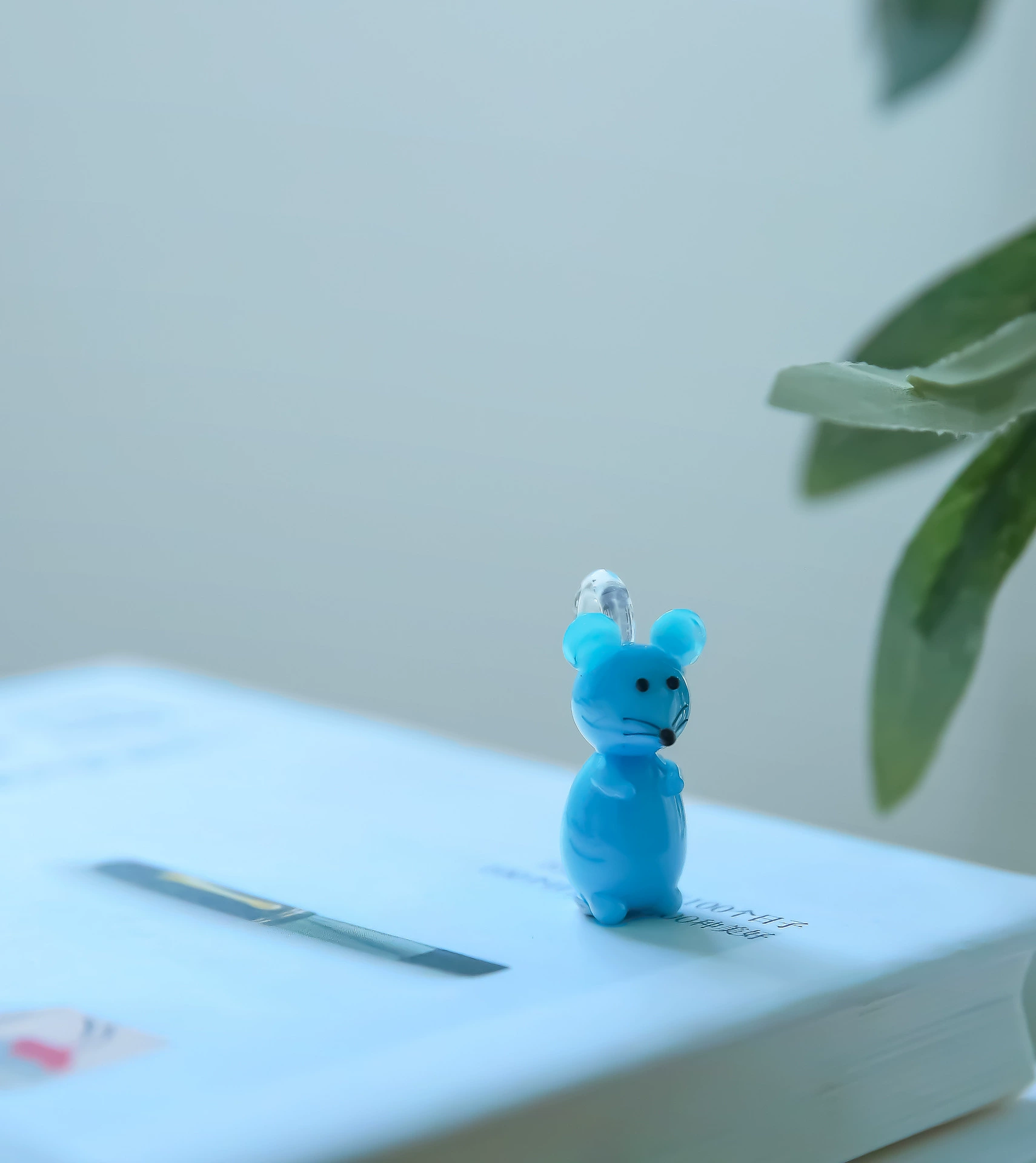 Стеклянный подвесной кулон ручной работы, аксессуар для телефона, ожерелье с маленькими медвежатами