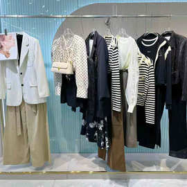 一线流量品牌直播实体店女装依目了然撤柜25秋装优雅时尚走份尾货