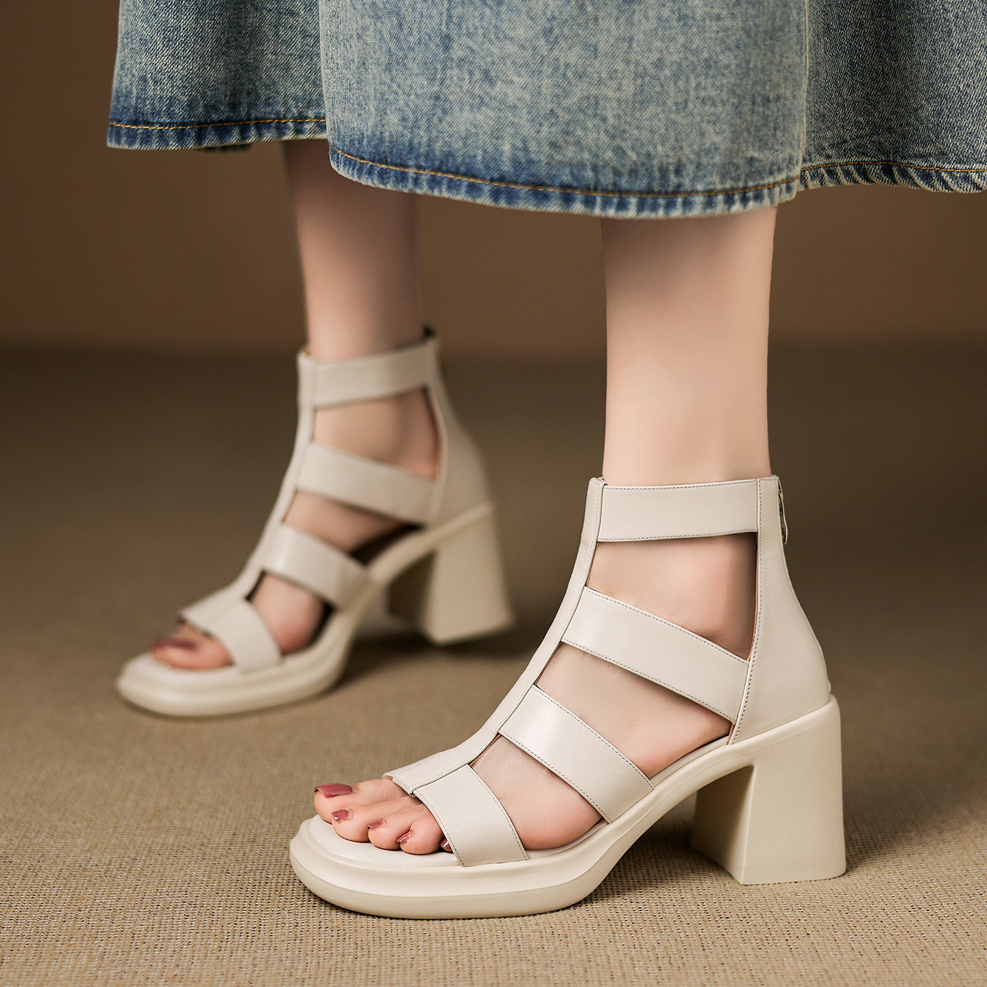 Sandal cao gót nữ mũi vuông hở ngón chân, chất da bò thô, gót 9 cm — đen