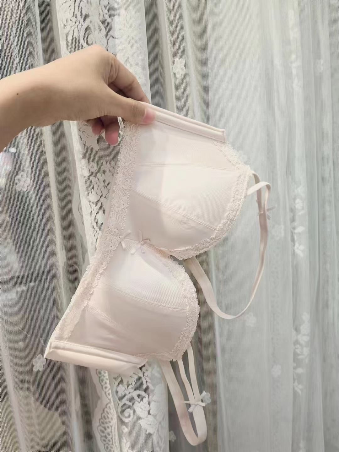 8076 Estilo dulce y puro satén sin anillo de acero, pechos pequeños, ropa interior de recolección, soporte superior, sujetador de ajuste cómodo y transpirable