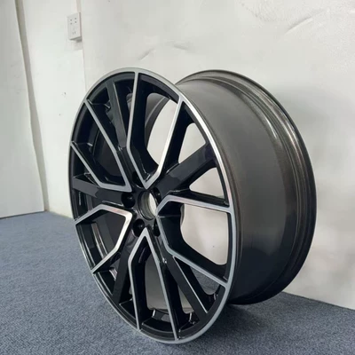 Suitable for Audi Q5 Hub